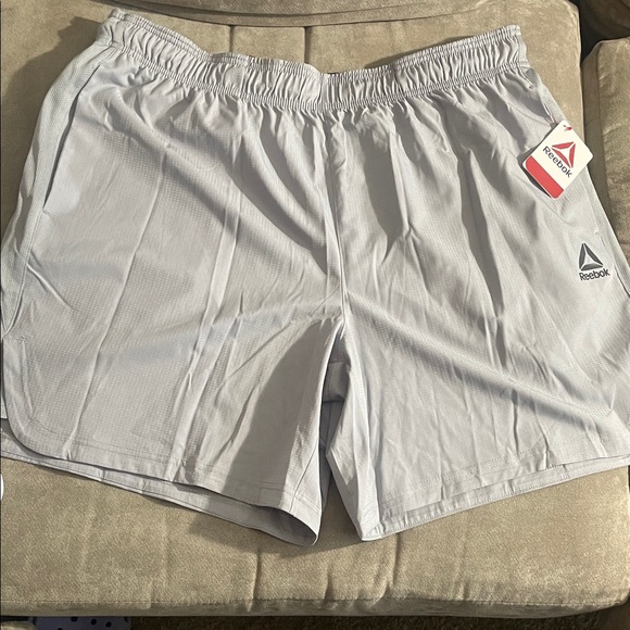 Reebok Men's Light Gray Athletic Shorts - Picture 1 of 1